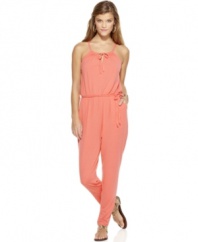 Planet Gold elevates slouchy style to trend-right heights with this harem pants jumpsuit! Pairs perfectly with cute sandals for a look that flaunts the two big C's: comfy and chic!