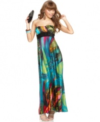Make a statement in stilettos with this boldly colorful printed Speechless long gown - a rosette adds flirt!