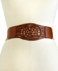 Weave your way to serious styling with this gorgeous belt from Fossil. The intricately woven pattern will accentuate your silhouette and make any ensemble instantly eye-catching. Pair it with a flowy maxi dress or cozy cardigan.
