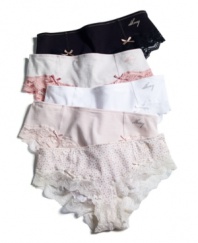 Frilly and fun. DKNY's Classic Beauty hipster features lace trim and small bows on each hip. Style #570114C