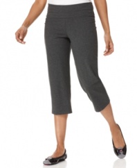 Get a slimming silhouette thanks to a built-in tummy panel in these easy petite capris from Style&co.