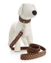 Give your pooch a studly new look with Kane & Couture's Remy dog collar from the Bubba Dog collection. Crafted from stylish nubuck leather and topped with edgy silver toned studs for a biting new look. Pair with the Remy leash to complete the set.