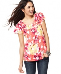 Style&co.'s petite basketweave collar top blooms with a vibrant floral print! The amazing price makes this a must-have.