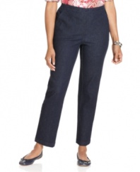 An elastic waistband makes these pull-on petite denim pants from Karen Scott extra comfy! Wear with your favorite ballet flats for an easy look.