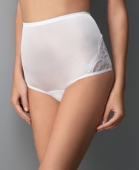 Enjoy great comfort in a full coverage brief with pretty lace detail. Style #13-001