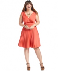 Look pretty in pleats with Soprano's sleeveless plus size dress, defined by an A-line silhouette!