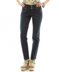 These Style&co. dark-wash skinny jeans fit your petite frame and hug your curves in all the right ways! Special seams at the back pockets create a slimming effect while a petite length provides a perfectly tailored look.