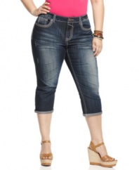 Team all your new tanks and tees with Hydraulic's plus size capri jeans, punctuated by cuffed hems.
