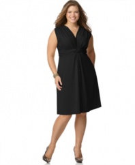 Simple lines and an elegant knot design create a supremely flattering silhouette on this versatile plus size dress by Love Squared.