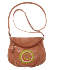 The Sak styles the Deena purse with 2 points of entry so it's doubly convenient (as well as good-looking).
