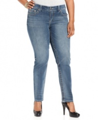 Team your casual looks with Seven7 Jeans' plus size skinny jeans, finished by a medium wash.