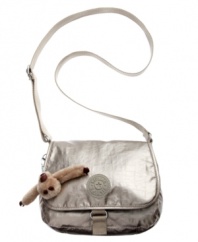This versatile new crossbody bag is a hipster-style for young girls on the go. Packed with pockets from the inside out, it's your everyday go-to carrier.