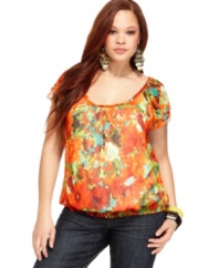 Floral doesn't have to mean demure: Belle Du Jour's plus size top features a vibrant, colorful print that's bound to turn heads!