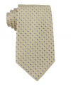 When clean and classic is the only thing that will do, this tie from Nautica will be your instant go-to.