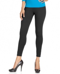 Style&co.'s ankle-length petite leggings create an easy starting point for all your summer outfits. The fashionably low price makes these a must-have.