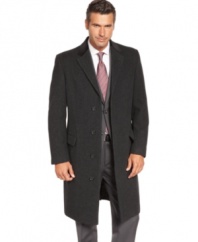 Top notch. This men's coat from Lauren by Ralph Lauren puts the definitive touch on the working man's wardrobe.