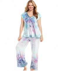 Colorful and cool. One World's flutter sleeve top features darling satin patches around the shoulders and scallop trim along the neck. The elastic waistband on the full-length pants keeps things comfy.