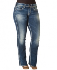 Team your casual looks with Silver Jeans' plus size straight leg jeans, finished by a faded medium wash.