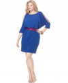 Calvin Klein infuses some color and style into your work wardrobe with this plus size dress. It easily wears from desk to dinner with its split sleeve look and contrasting patent belt.