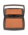 This sheer silky-light powder delivers a natural sun-kissed glow in any season. Exceptional light-reflecting pigments ensure a radiant, tanned makeup result. Smooth and comfortable texture blends effortlessly and evenly into the skin. Skin feels silky soft and even toned.Result:Radiant, yet natural-looking, for a bronzed complexion that stays fresh and color-true throughout the day.Suitable for all skin types. Oil-free. Fragrance-free. Non-acnegenic. Non-comedogenic. Allergy-tested for safety.