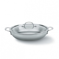 This Tri-Ply everyday Calphalon pan features an updated lid design to give lower profile and a cool V stainless steel handle. Classic vessel design, induction capable magnetic stainless steel exterior.