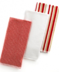 Grab style and keep function with a set of three kitchen towels that step forward in eye-catching color to wipe up spills, aid in prep and add an accent to your space. The ribbed side sets a sharp appearance for any room, while the highly absorbent terry quickly cleans up. Limited lifetime warranty.