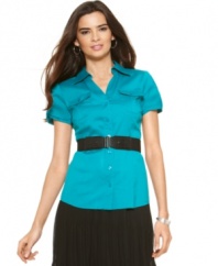 Alfani adds a belt to accentuate the feminine fit of this button-up shirt. Pair with slim-fitting black pants for a fantastic nine-to-five look.