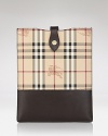 Upgrade your technology with this iPad sleeve from Burberry, punctuated by the brand's signature checked pattern.