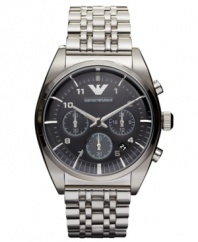 The perfect finishing touch on your boardroom look: a structured watch by Emporio Armani.