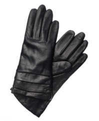 Stylish ruching and sumptuous cashmere lining add fashionable flair and luxury to Charter Club's classic leather gloves.