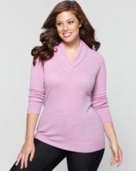 Plus size fashion that wraps you in the sumptuous feel of cashmere. With a variety of rich colors to choose from, this sweater from Charter Club's collection of plus size clothes pairs perfectly with anything from pencil skirts to khakis.