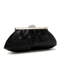 From homecomings to elegant dinner parties, La Regale Satin Body Frame clutch makes the perfect finish touch.