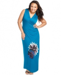 Give your maxi look a floral boost with this rhinestone-studded plus size style from ING!
