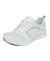 Lighten up! With their round-toe silhouette and flex sole, Easy Spirit's Lite Walk sneakers provide the ultimate in comfort.
