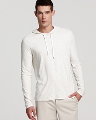 Vince combines a laid-back silhouette with seriously refined cotton for an ultra-relaxed, super-comfortable hoodie.