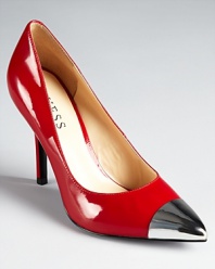 A mirrored cap toe adorns a pointed silhouette from GUESS.