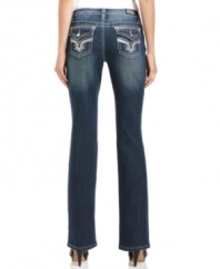 Earl Jeans' evergreen petite denim gets a subtle upgrade with rhinestone embroidery and contrast stitching at the back pockets. These universally flattering bootcut jeans are a must-have for every stylista!