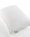 Featuring a 100% certified organic cotton cover and an all-natural Ingeo fill, this Calvin Klein pillow brings comfort and luxury  to your bed, naturally. Created with materials good for you and the environment, this pillow provides hypoallergenic ease for all sleep styles. Cotton cover features a 230 thread count.