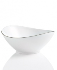 Simply elegant from Charter Club dinnerware. Dishes, like this Platinum Fine Line elliptical bowl, are for everyday meals but have a banded edge that shines on formal tables. A flawless choice for every occasion.