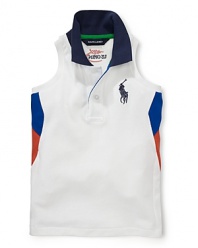 Our official limited edition US Open sleeveless polo shirt is rendered in breathable stretch cotton mesh and accented with an embroidered Big Pony and bold color-blocked panels.