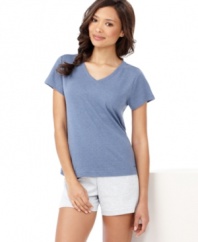 Feel instant ease when you slip on this soft and simple sleepwear tee by Jockey. Style #336500